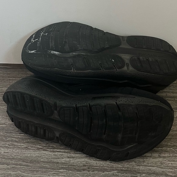 Brooks Max 2 Size 8 Extra Wide - Picture 5 of 8